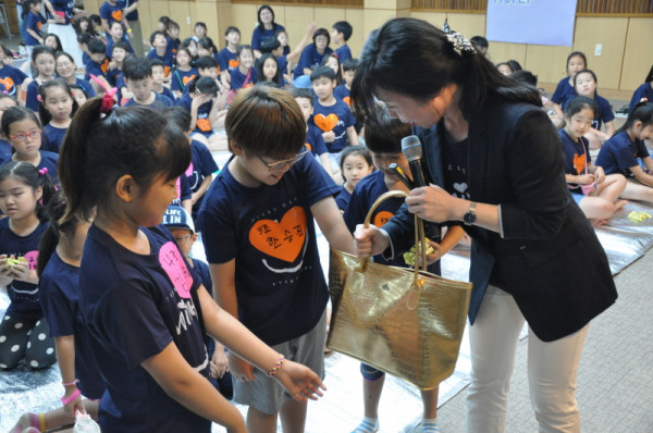 6df22093aff8929ba4090d6a5a661e68_1534407