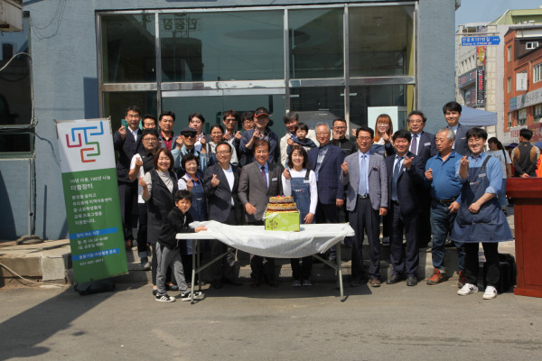 256618f912fa56642e56bc6eccb15dbd_1558251