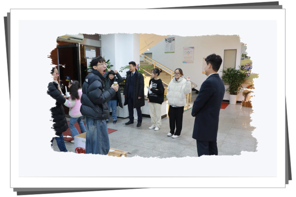 fa96e58a1f2bfc0e198bc7b5aabdd7e9_1736136