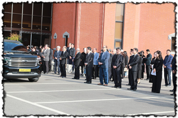 6a7434d3d73cc9ae7dd227aa810772b8_1745730